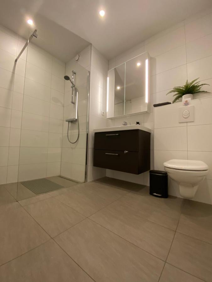 Ijsvogel Apartment, Duplex Family Home 4-Bed Located On The Largest Saltwater Lake Броунисе Екстериор снимка